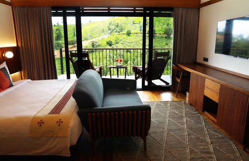 Ooty Hotel | WelcomHeritage Ayatana Ooty