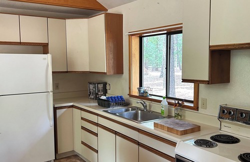 Plumas County Cabin | Welcoming 1-bedroom cabin in Taylorsville
