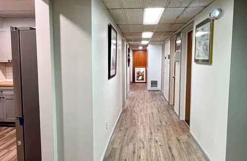 New Haven House | Welcoming 4-bedroom For Yale Guests: Spacious and Cozy Stay