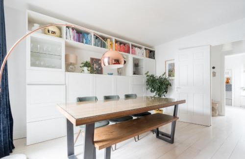 Ranelagh Apartment | Welcoming 4BD House with Garden in Dublin