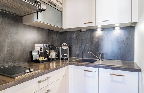Saint-Michel Apartment | Welcoming Apartment in the Heart of Historic Saint-Michel District