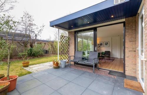 Wolphaartsdijk House | Welcoming Family Home