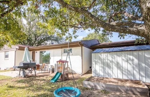 Wichita Falls House | Welcoming Family home in coveted neighborhood