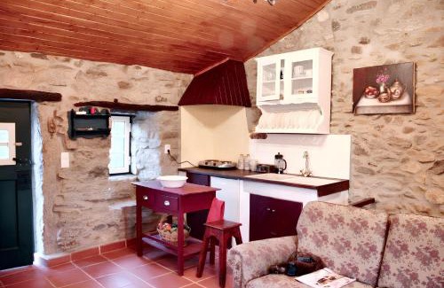 Fundao House | Welcoming house in Souto da Casa - 50 m² with enclosed garden