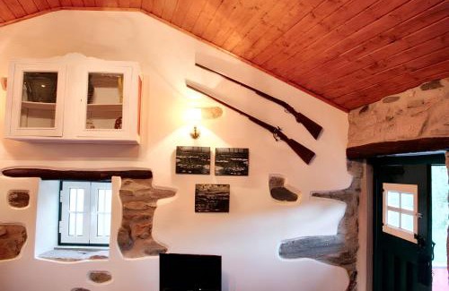 Fundao House | Welcoming house in Souto da Casa - 50 m² with enclosed garden