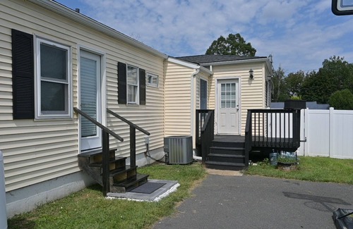 Walton Park House | Welcoming house with one private bedroom and private entrance with bathroom
