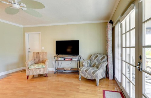 Gulf Gate Estates Apartment | Welcoming Sarasota Vacation Rental with Pool!
