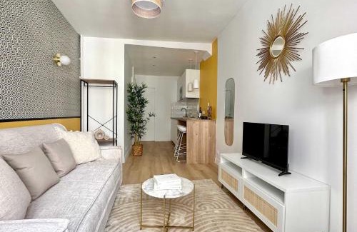 Chaussee-d'Antin Apartment | Welcoming Studio near Opéra