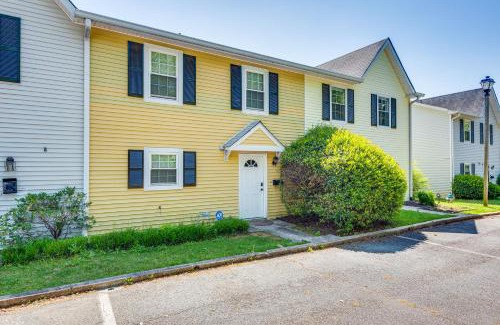 Smyrna House | Welcoming Townhome half Mi to Downtown Smyrna