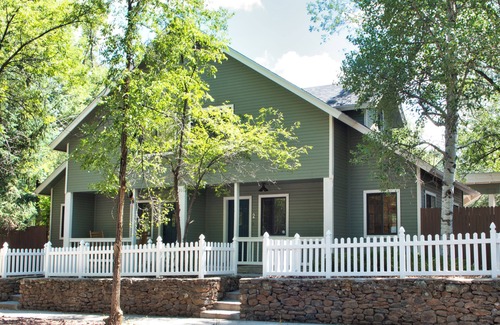 Flagstaff House | Welcoming townhome with WiFi in charming downtown Flagstaff
