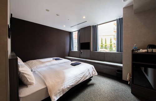 Nanbasennichimae Hotel | Welina Premier Osaka Namba