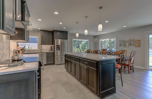 Post Falls House | Welk Manor – Private Waterfront Retreat on the Spokane River