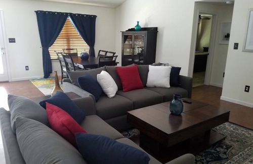 Ashley Oaks House | Well-appointed Hardin Valley home