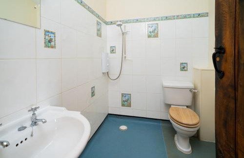 Chackmore Apartment | Well Cottage - Compact & Cosy!