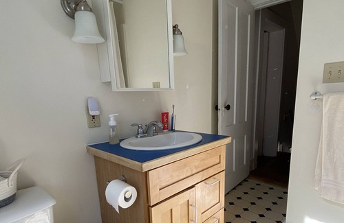 Manchester-by-the-Sea House | Well-equipped family-sized beach front townhouse