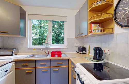 Saint Erth Praze Apartment | Well equipped for your family holiday, this home from home offers accommodation for up to five