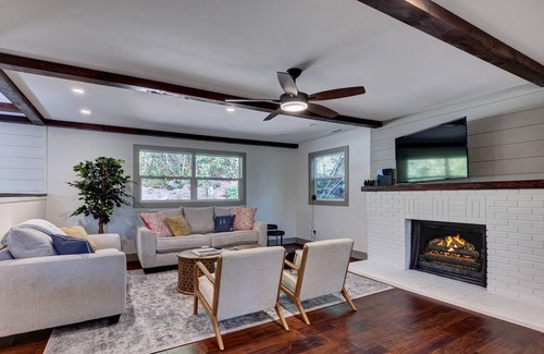 Highlands Hills House | Well Hello Dolly! - Beautifully renovated home
