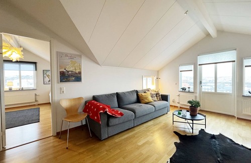 Skaerhamn House | Well laid out villa in central Skärhamn, Tjörn | SE09050