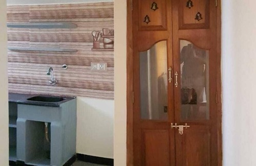 Bengaluru House | Well located 2BHK Flat in 2nd Floor, Independent House Preview listing