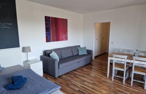 Derendorf Apartment | Well located flat with balcony