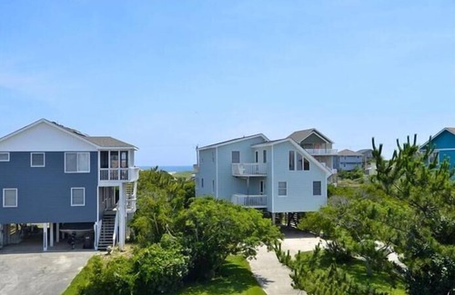 South Nags Head House | Well-maintained 4 bedroom home in quiet South Nags Head!