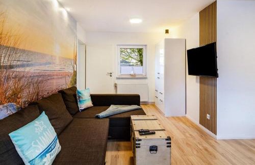Altengroden Apartment | Wellenrauschen - Whirlpool Badewanne - Terrasse - Ruhig gelegen