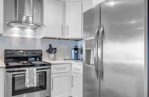 Sawgrass Condo | Wellness Retreat - Oceanfront condo w beach access