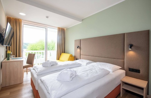 Techelsberg am Worther See Hotel | Werzers Seehotel Wallerwirt