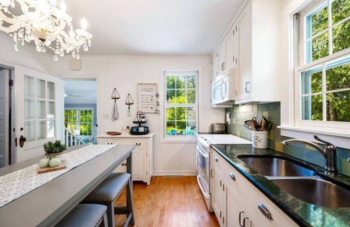 Ephraim House | Wes's Landing- Downtown Ephraim