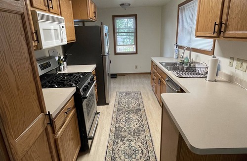 Highland House | West 7th Street House W/ Office and Pet Friendly