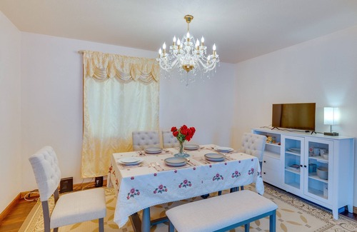 West Allis House | West Allis Vacation Rental Near Downtown Milwaukee