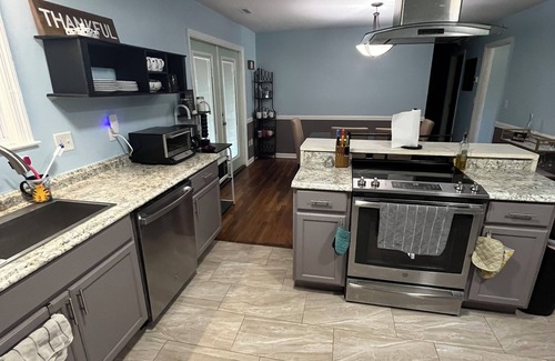 West Ashley House | West Ashley vacation home 11 minutes from Port of Charleston Cruise Terminal