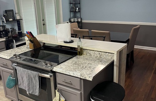 West Ashley House | West Ashley vacation home 11 minutes from Port of Charleston Cruise Terminal