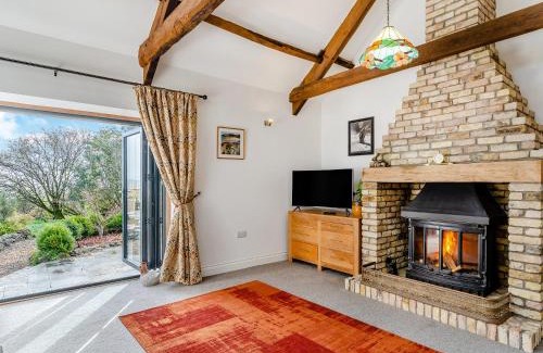 Llansadwrn House | West Barn