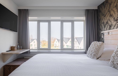 Westende Hotel | West Bay