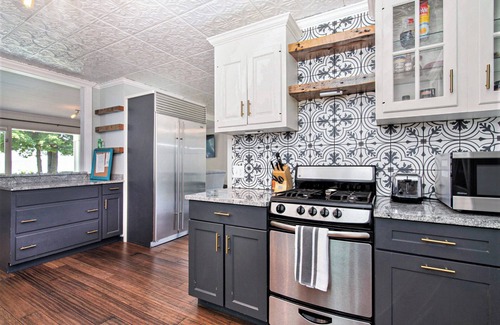 Traverse City House | West Bay Waterfront Home