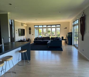 Hokitika House | West Coast Wonder
