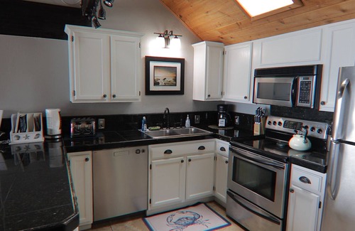 Brookings House | West Cove -Oceanfront Private Beach