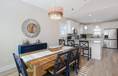 Mexico Beach House | West End of MXB, 200 Steps from Beach with Ground Floor BR ~ Second Chance