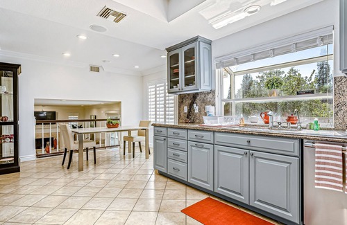 Canoga Park House | West Hills modern luxury home with private pool and hot tub, central AC, and W/D