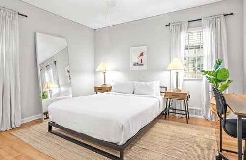 Virginia Highland Apartment | West Home- Cozy Apartment in Virginia Highlands