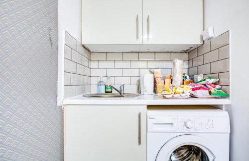 West Hampstead Hotel | West Hotel