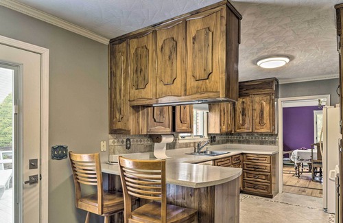 West Jefferson Other | West Jefferson Rental: Deck w/ Mountain Views
