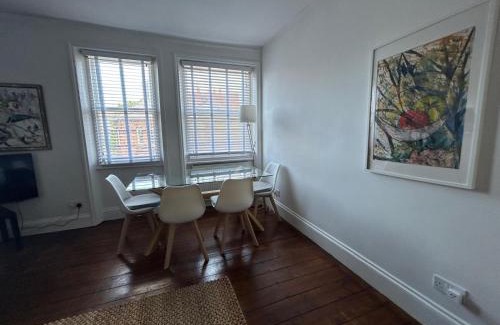 West Kensington Apartment | West Kensington 2Bed Flat