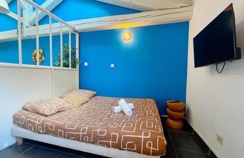 Republique - Tolstoi Apartment | West Key - appartement 4 personnes - check in h24 - wifi