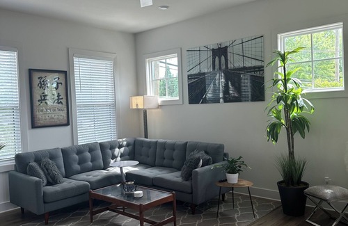 Westside House | West Midtown Abode