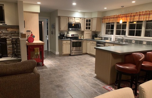 Carrabassett Valley House | West Mountain Trailside - ski in/ski out.