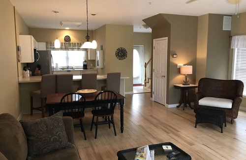 West Ocean City House | West Ocean City townhome next to Sunset Marina close to OC & Assateague Beaches
