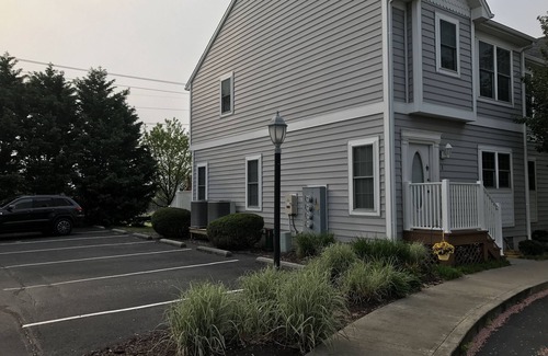 West Ocean City House | West Ocean City townhome next to Sunset Marina close to OC & Assateague Beaches