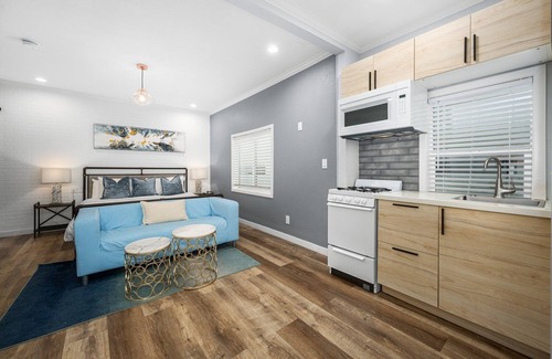 Newport Beach Apartment | West Oceanfront Oasis 3